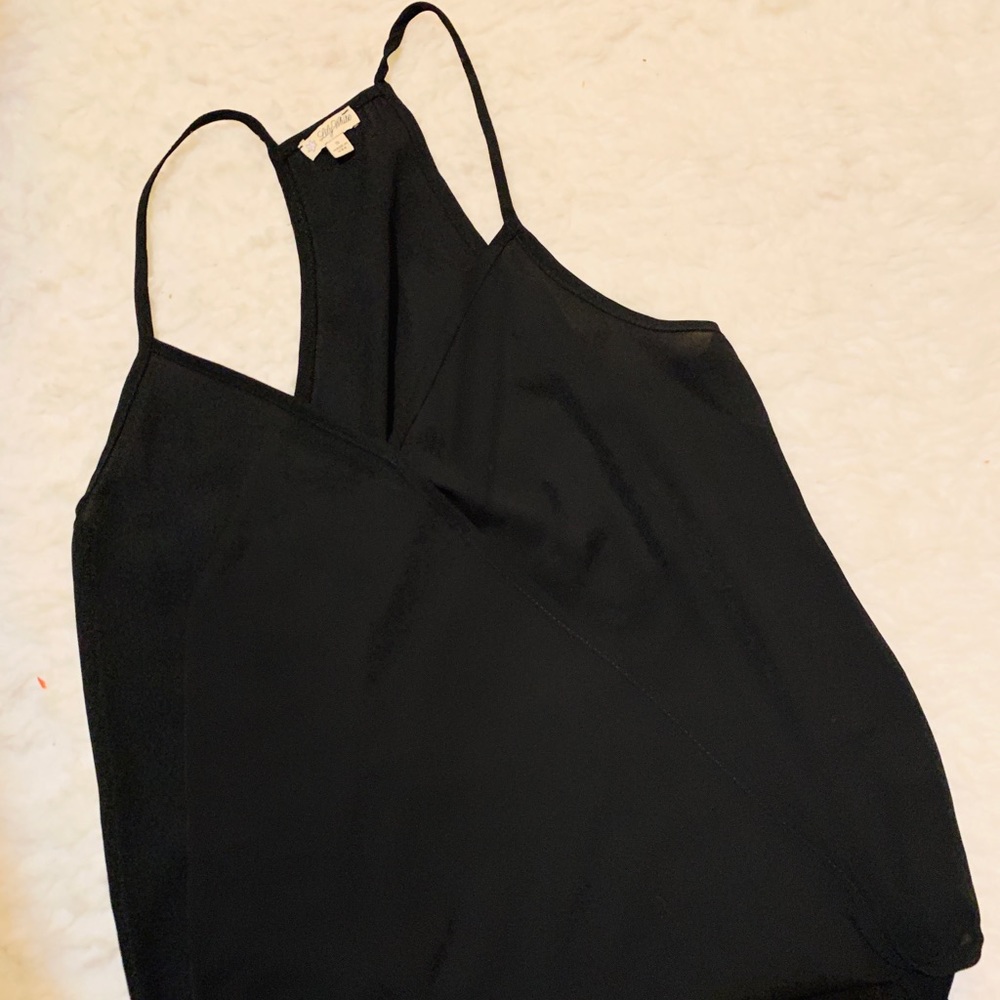 Cross tank top
